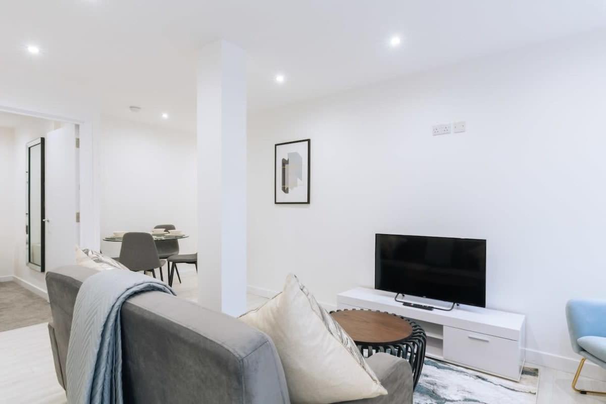 Modern 1 Bedroom Apartment In Central Ipswich Extérieur photo